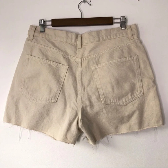 Reformation Amy Button Fly High Rise Cutoff Denim Shorts in Bone - Picture 4 of 8